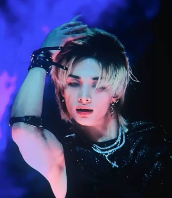 Hyunjin thumbnail