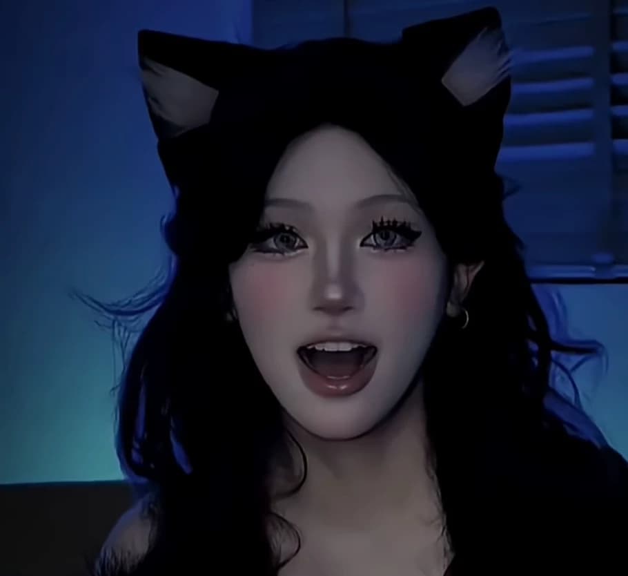 Luna {gl} thumbnail