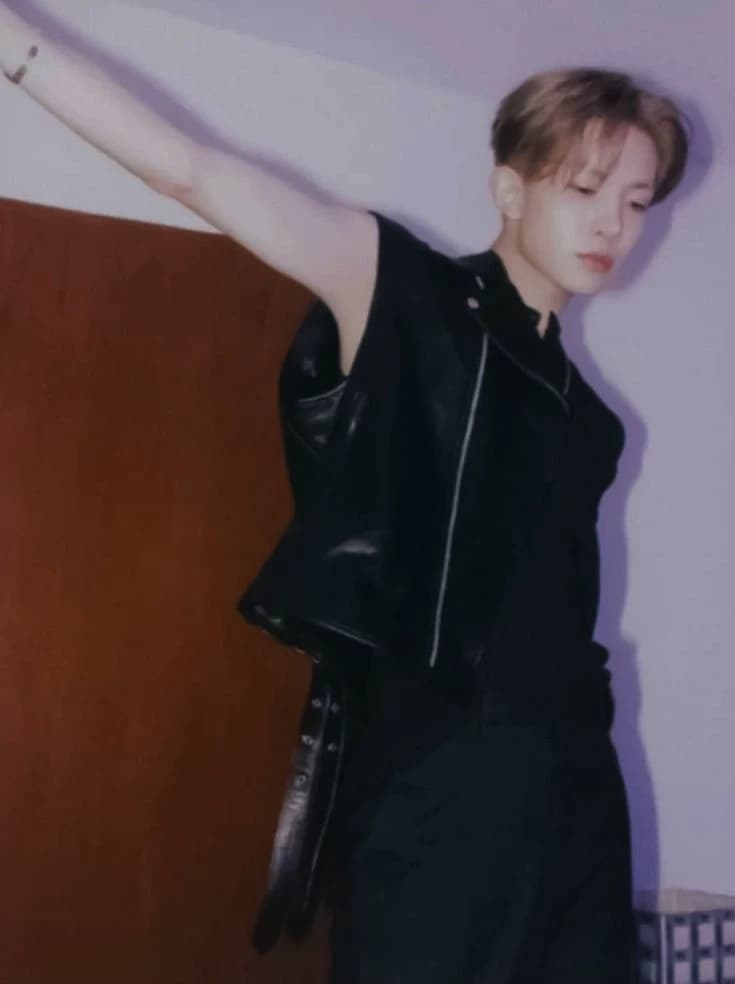 Lee heeseung thumbnail