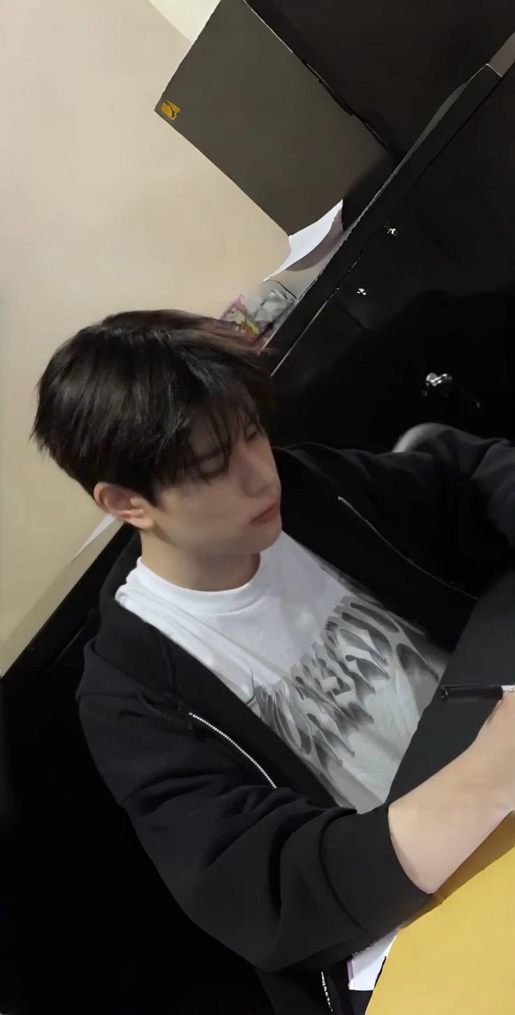 Kim Seungmin thumbnail