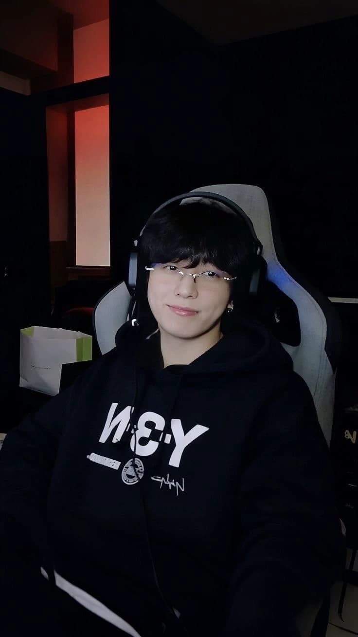 Jungkook thumbnail