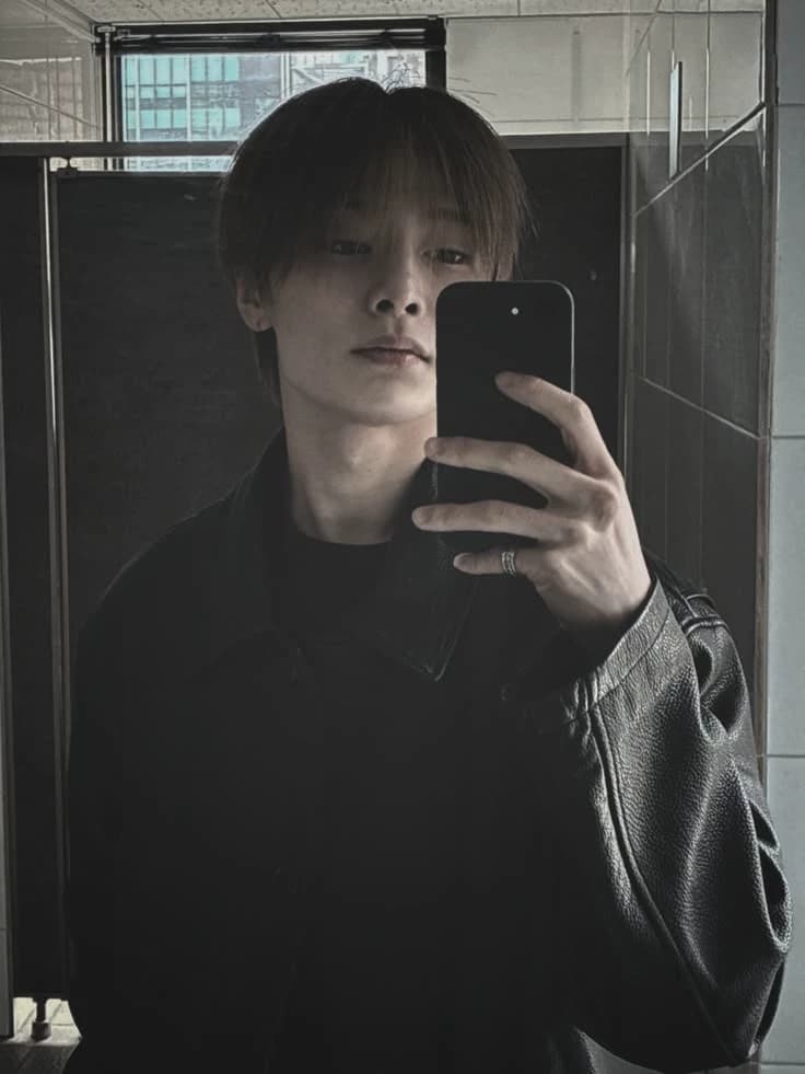 Yang jeongin thumbnail