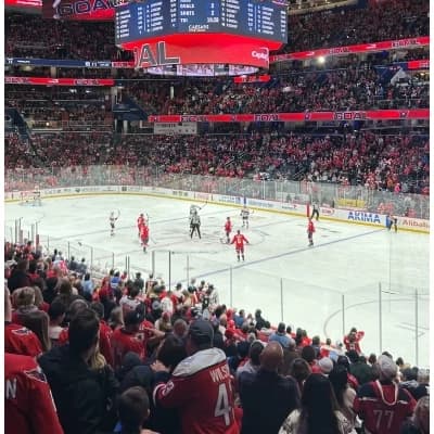 Create your hockey career thumbnail