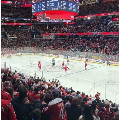 Create your hockey career thumbnail