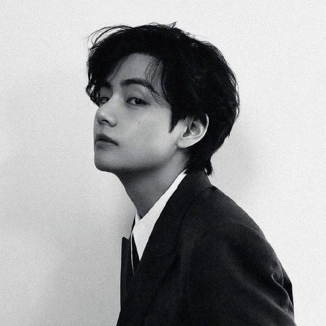 Kim Taehyung thumbnail