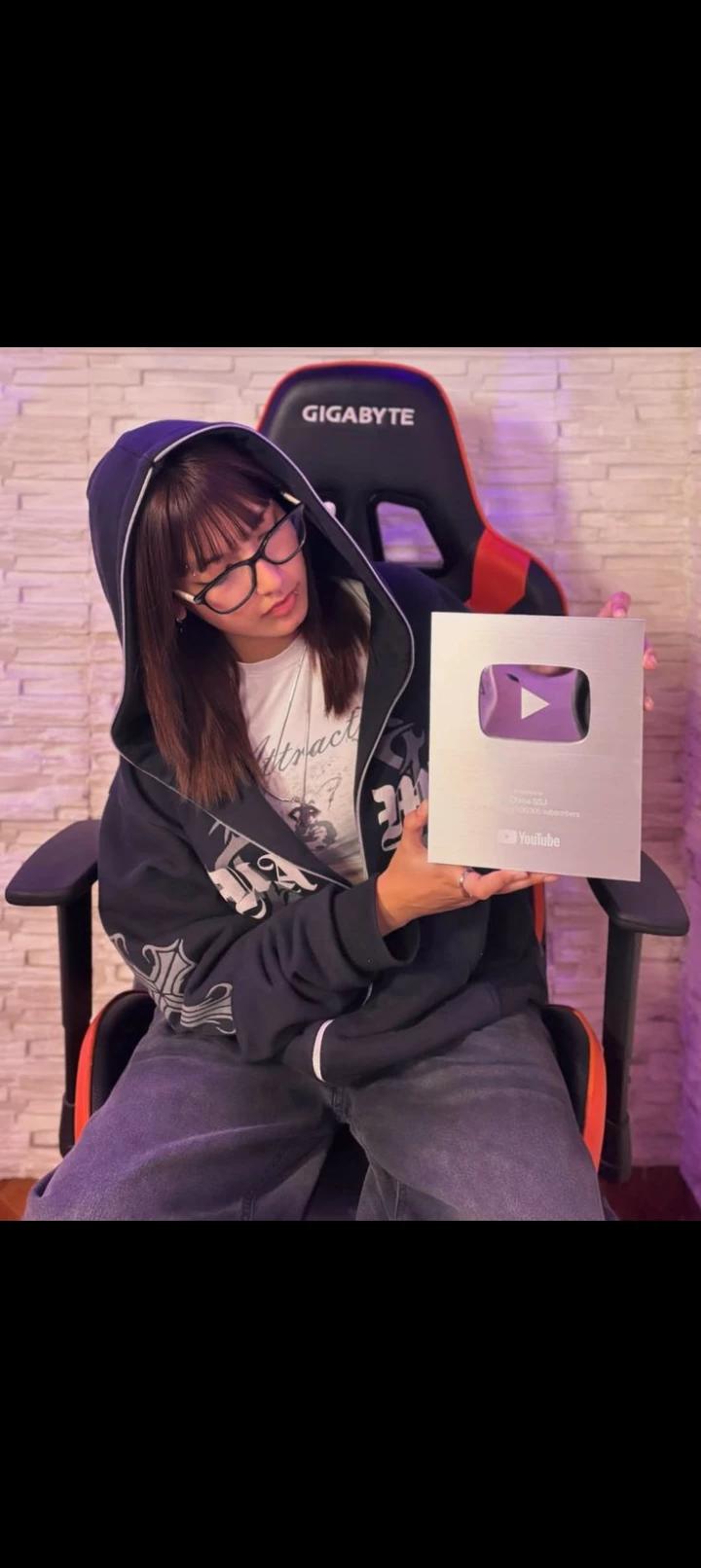 Valentina thumbnail