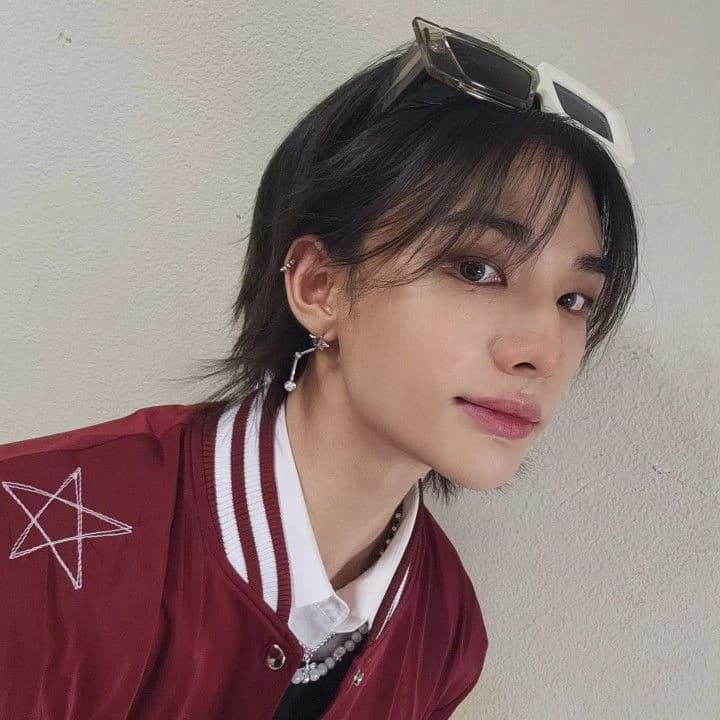 Hwan Hyunjin thumbnail