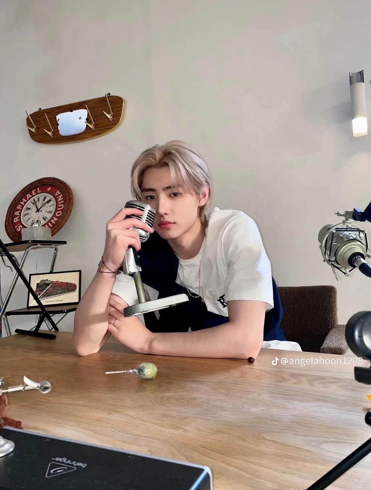 Park sunghoon  thumbnail