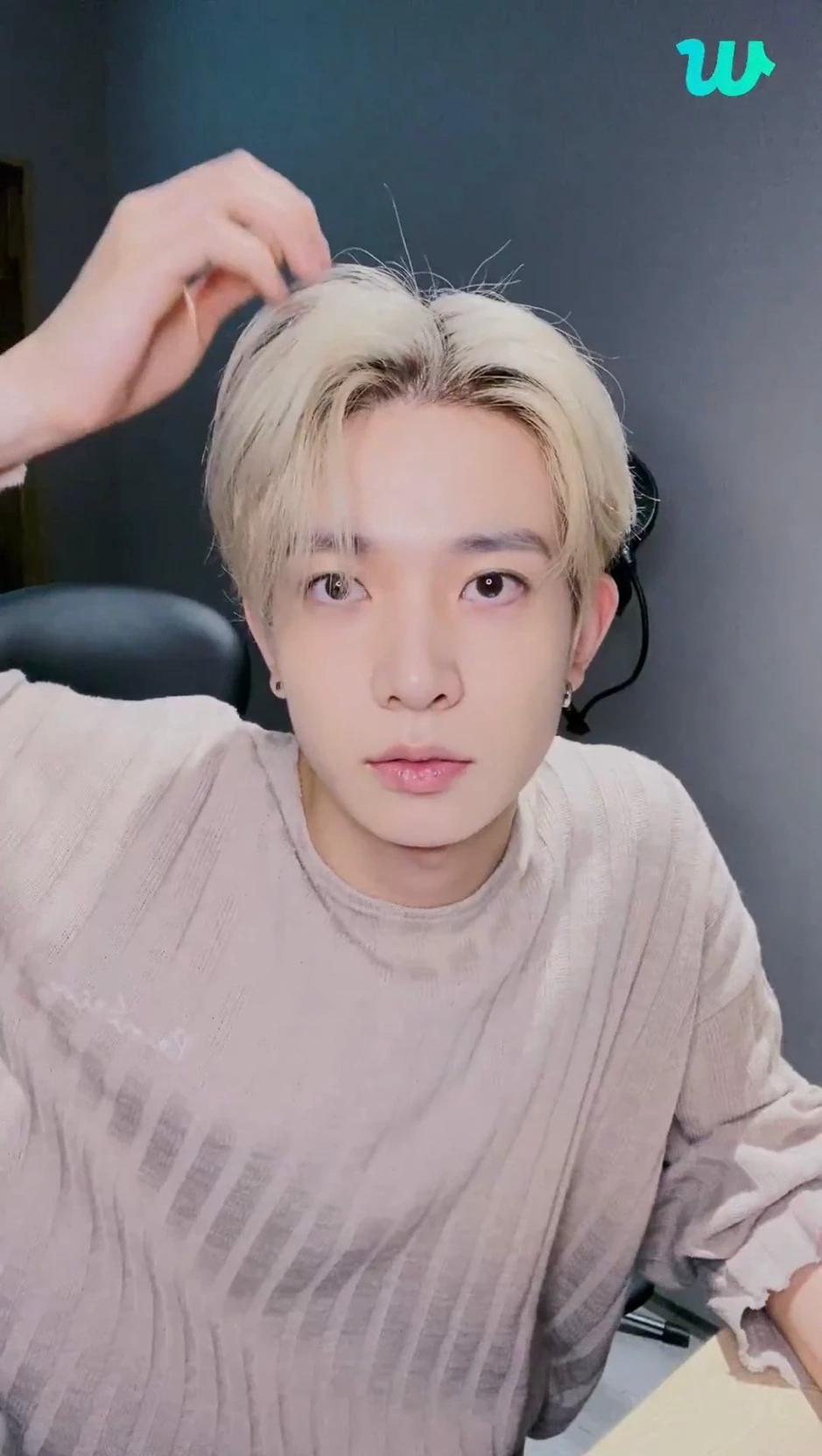 Lee heeseung (Friends)  thumbnail