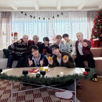 STRAYKIDS thumbnail