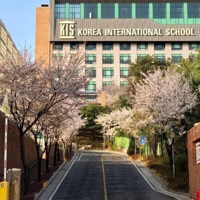 Idol School thumbnail