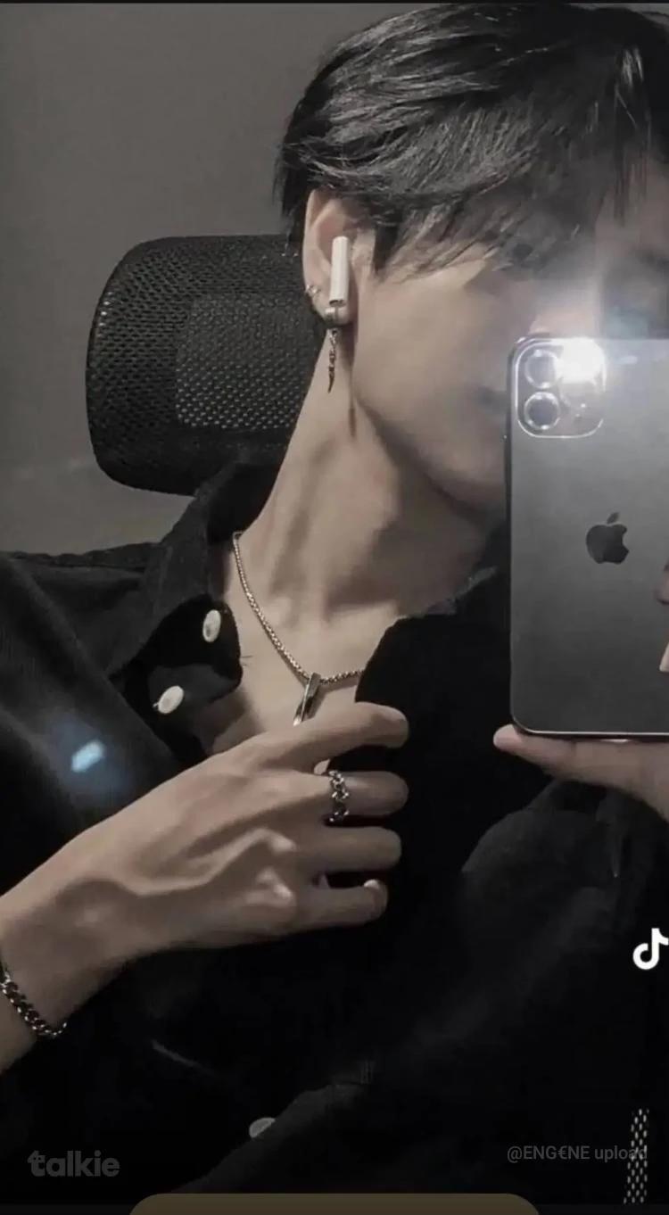 🍓KAI🍒 thumbnail