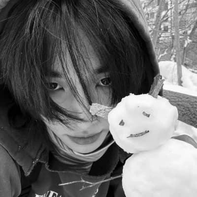 Hyunjin thumbnail