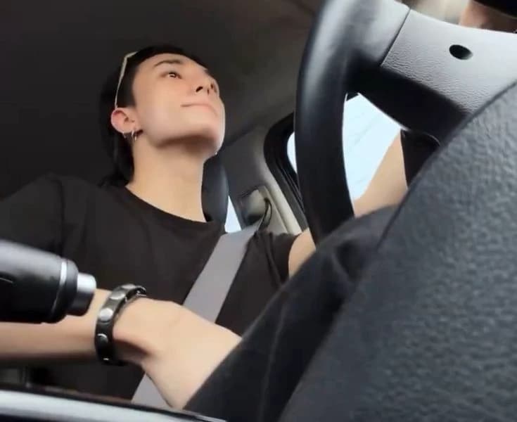 Hyunjin thumbnail