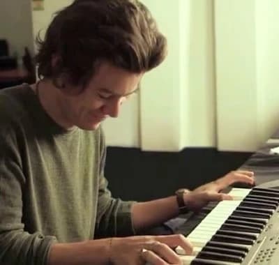 Harry Styles thumbnail