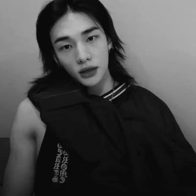 Hyunjin hwang thumbnail