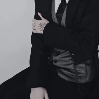 Your Butler with Tentacles — Jasper Archer Alistair thumbnail