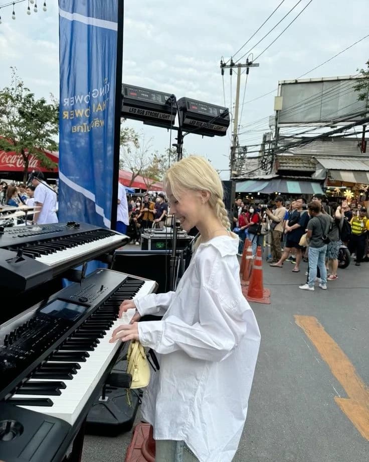 Kim Minjeong (WLW/GL) thumbnail