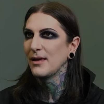 Chris Motionless thumbnail