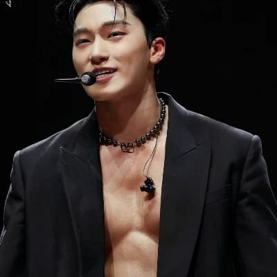 Choi San thumbnail