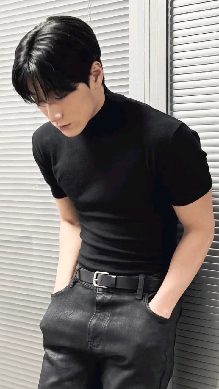 Choi San thumbnail