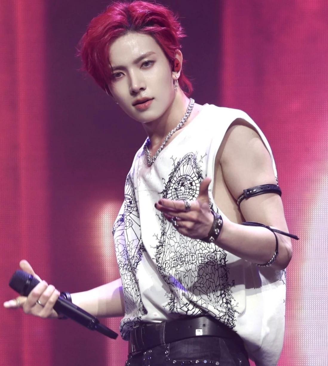 Le heeseung  thumbnail