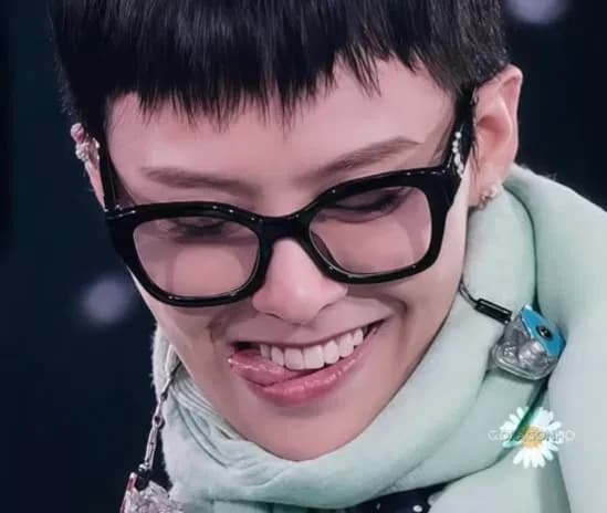 G-Dragon thumbnail