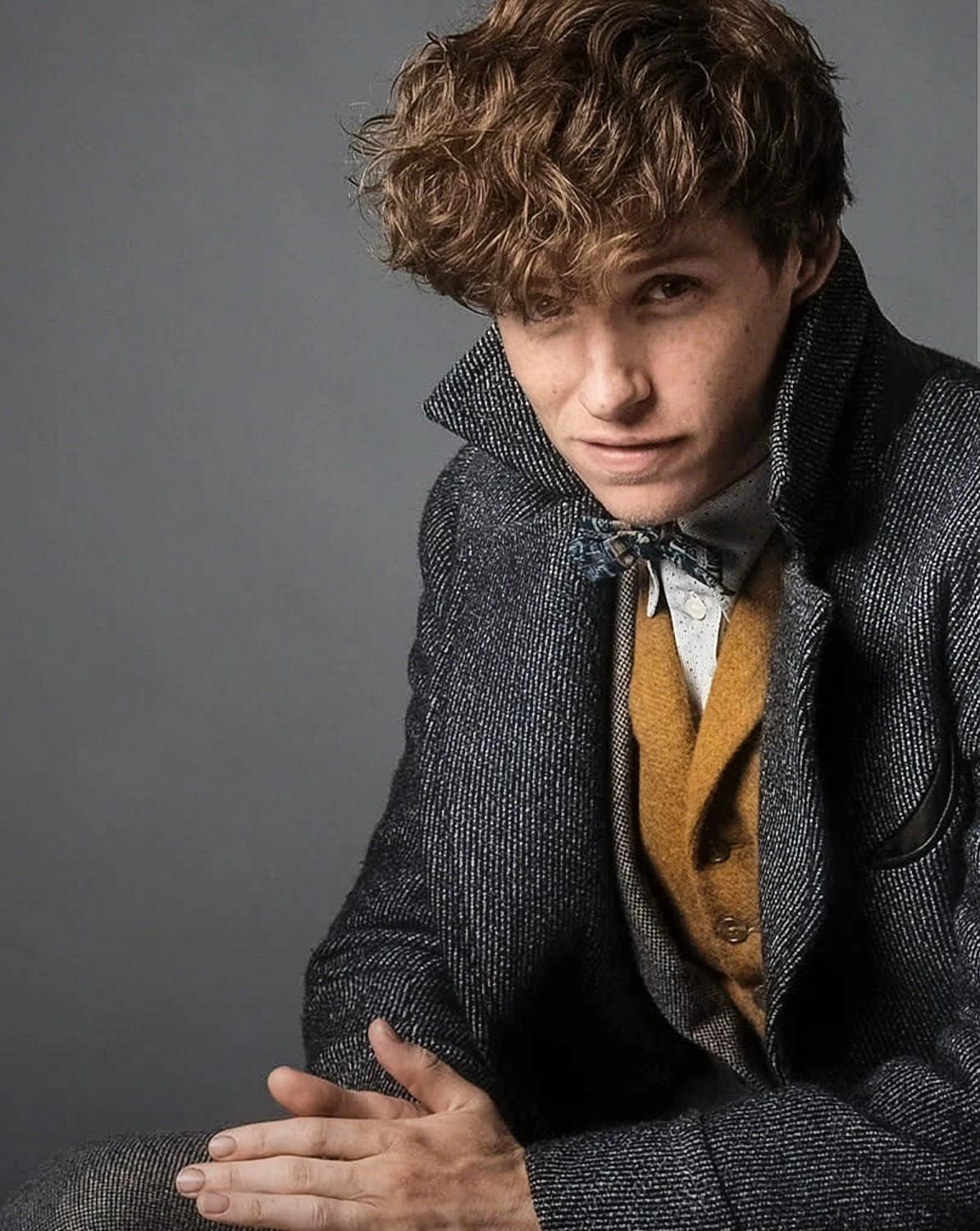 Newt Skamander thumbnail