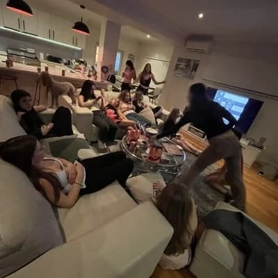 Best Friends thumbnail