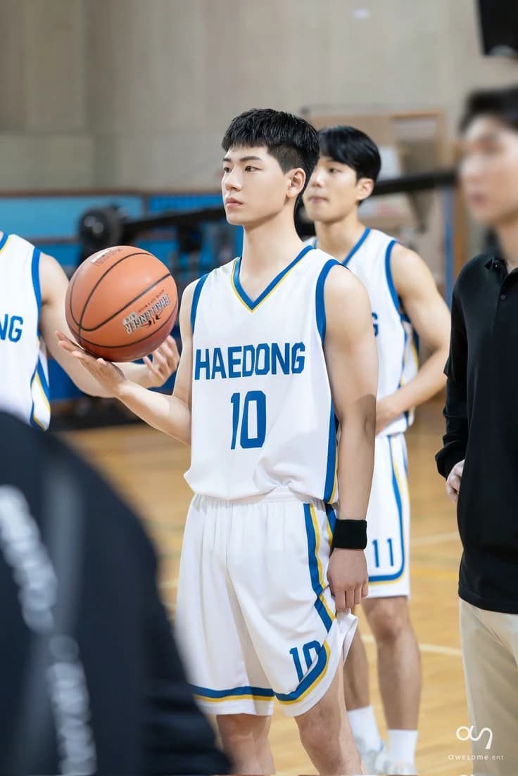 Bae Hyun-seong 🏀 thumbnail