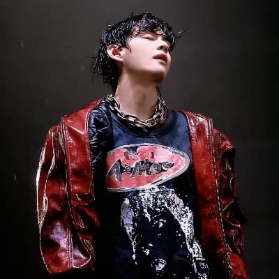 Kim Taehyung thumbnail
