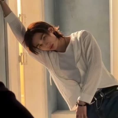 Hyunjin thumbnail