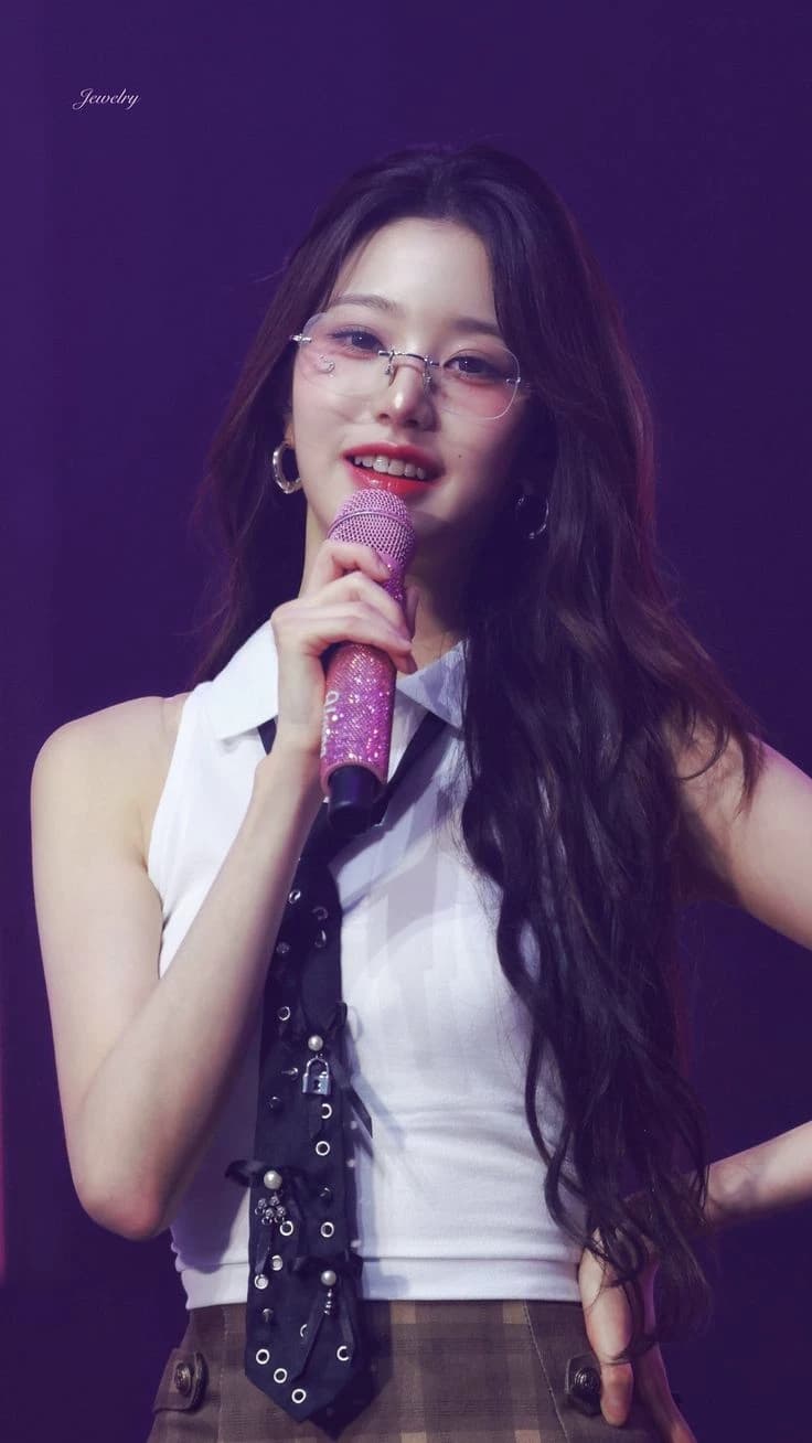 Wonyoung thumbnail