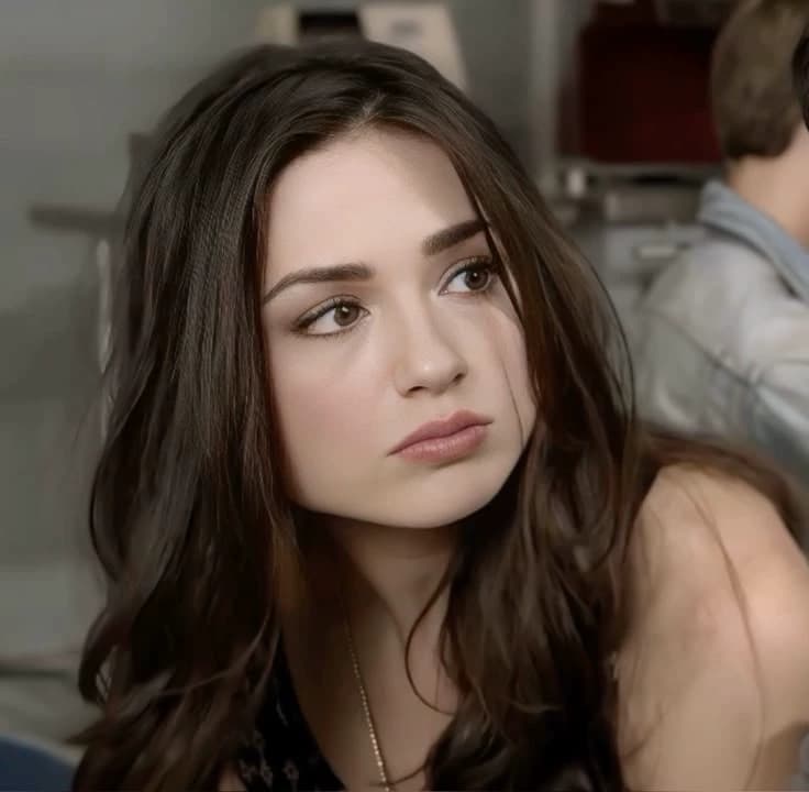 Alisson silver thumbnail