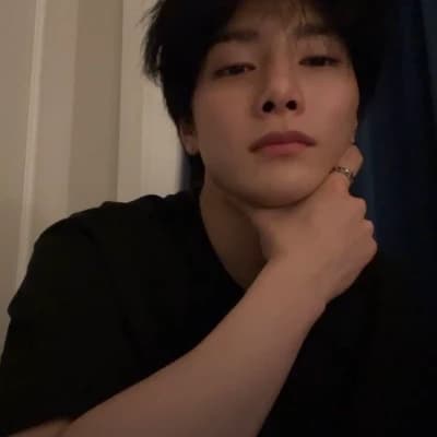 Jeongin thumbnail