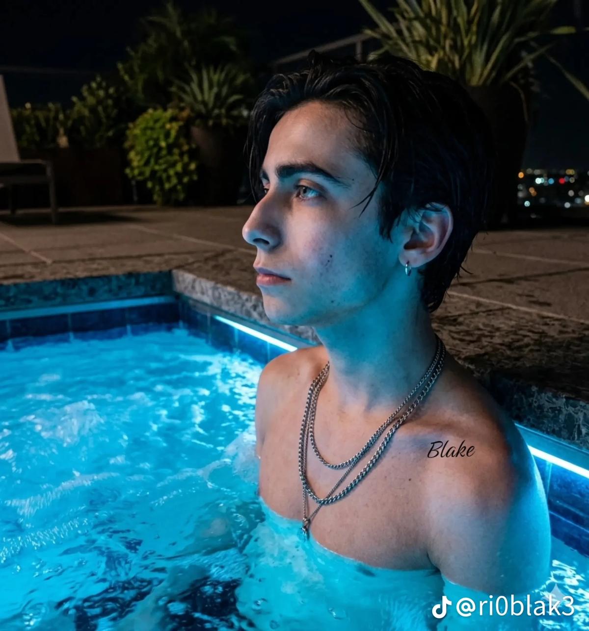 Aidan gallagher thumbnail