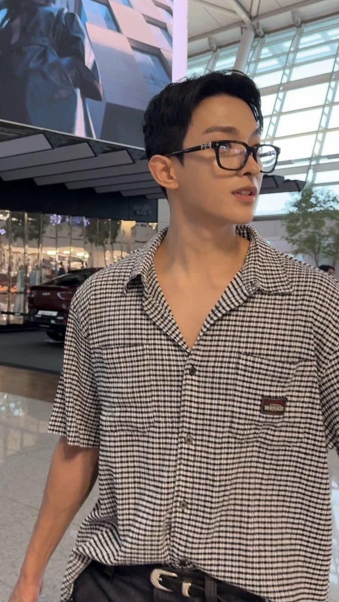 Lee Seokmin  thumbnail