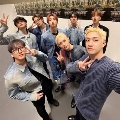 STRAYKIDS thumbnail