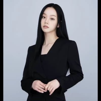 Lee Hyeri thumbnail