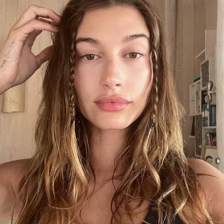 Hailey Baldwin  thumbnail
