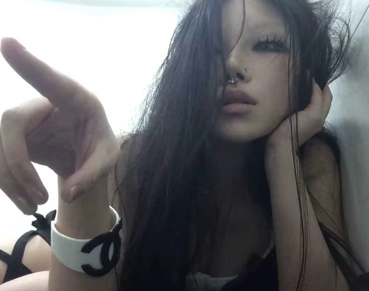 In-Seok (GL) thumbnail