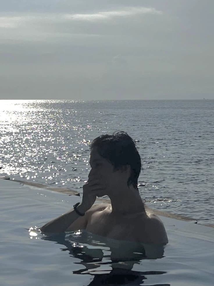 Jeong Yunho thumbnail
