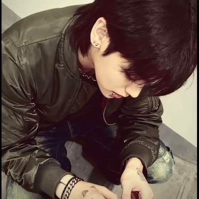 Jungkook (bottom professor) thumbnail