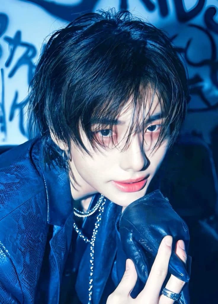 Hyunjin thumbnail