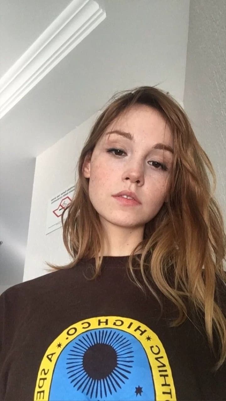 Raissa; your 25 year old older sister thumbnail