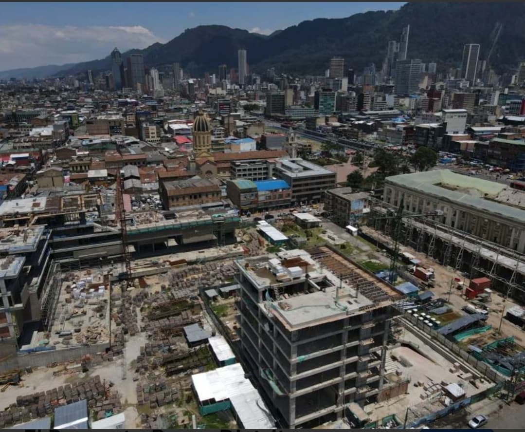 The Bronx/ Hell made in Bogotá... thumbnail