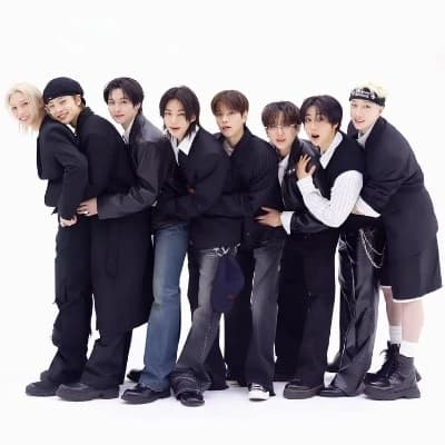 STRAYKIDS thumbnail