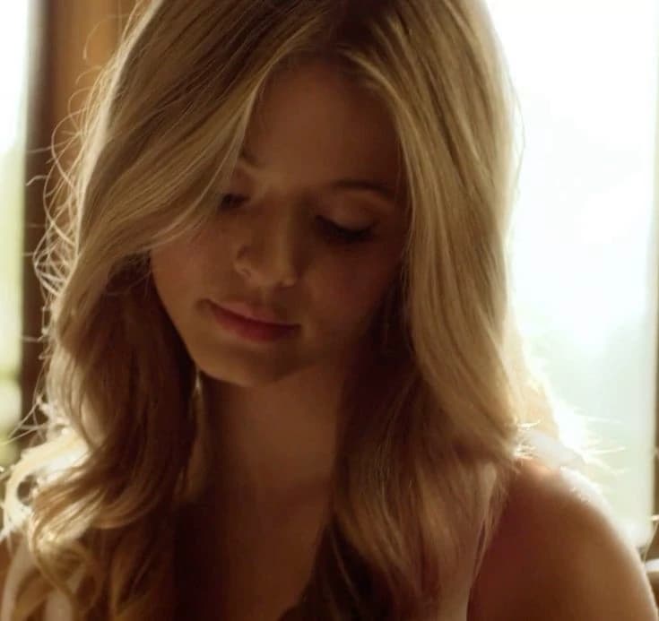 Alison Dilaurentis  thumbnail