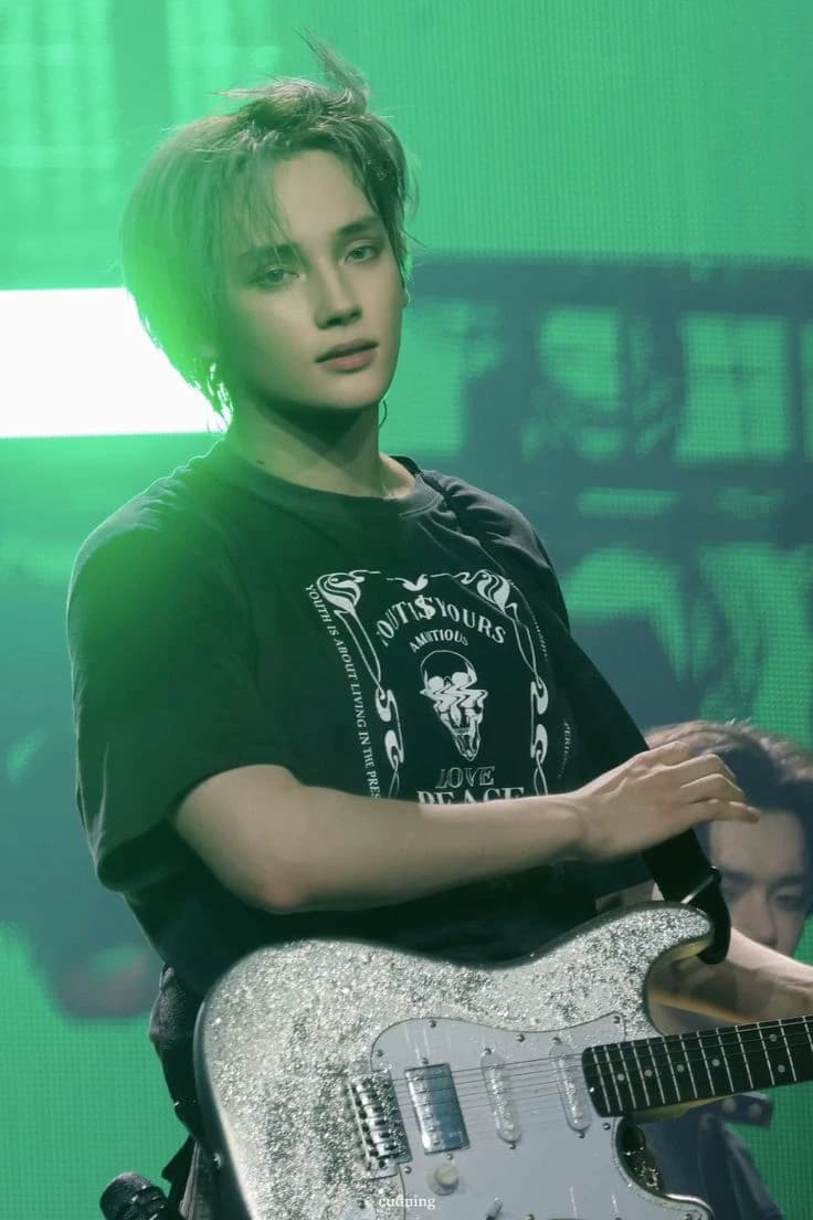 Hueningkai thumbnail