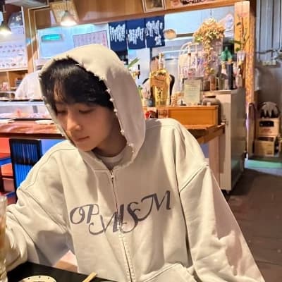 Yoon Jeonghan thumbnail
